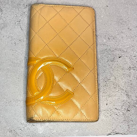 Chanel Quilted Long Wallet - Classic CC Logo -Camel/Beige - Orange CC Interior - Picture 2 of 13